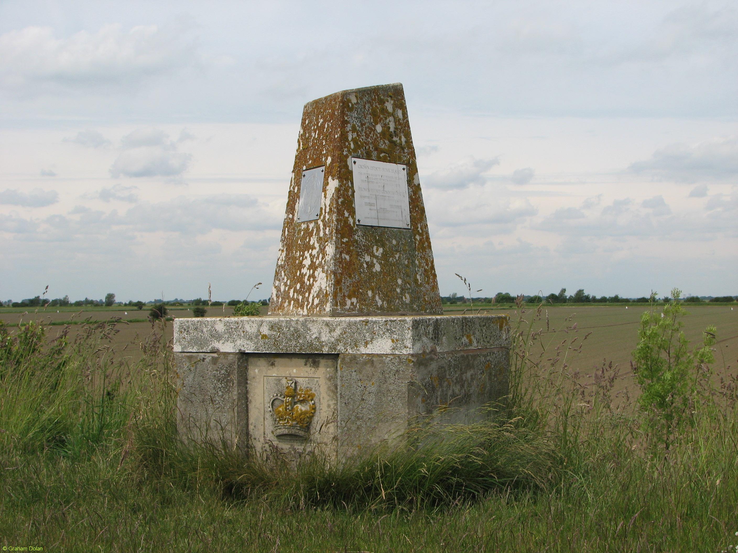 Greenwich Meridian Marker; England; East Yorkshire; Sunk Island